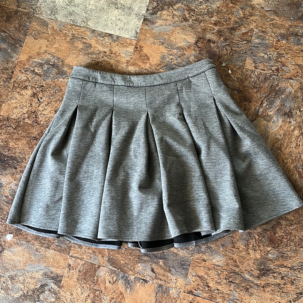 grey school girl skirt